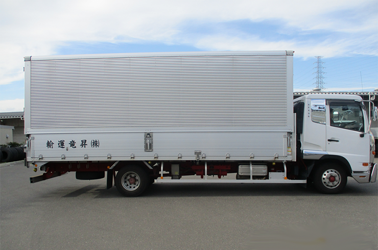 4tウィング(中型車)