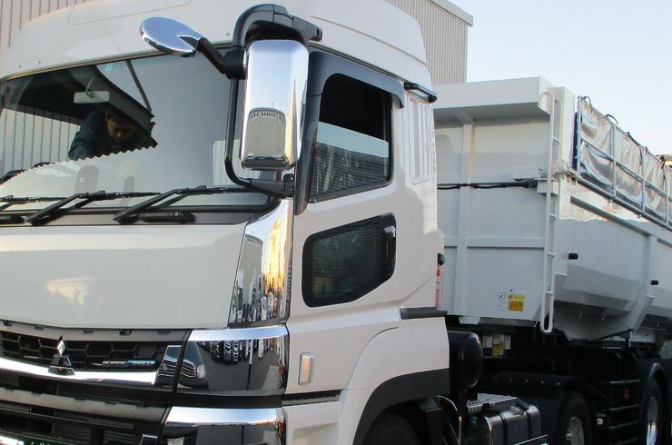 大手企業と提携を